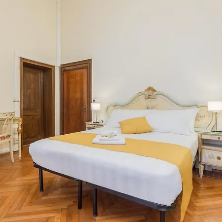 Апартаменты View Of Grand Canal Luxury - Station 5 Minutes Венеция